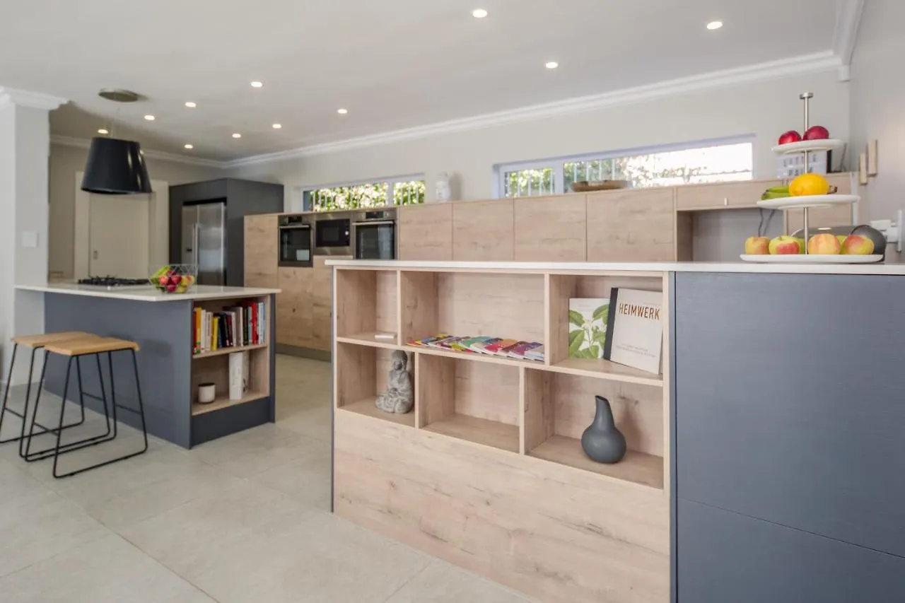 The Little Palm Bed & Breakfast Bloubergstrand
